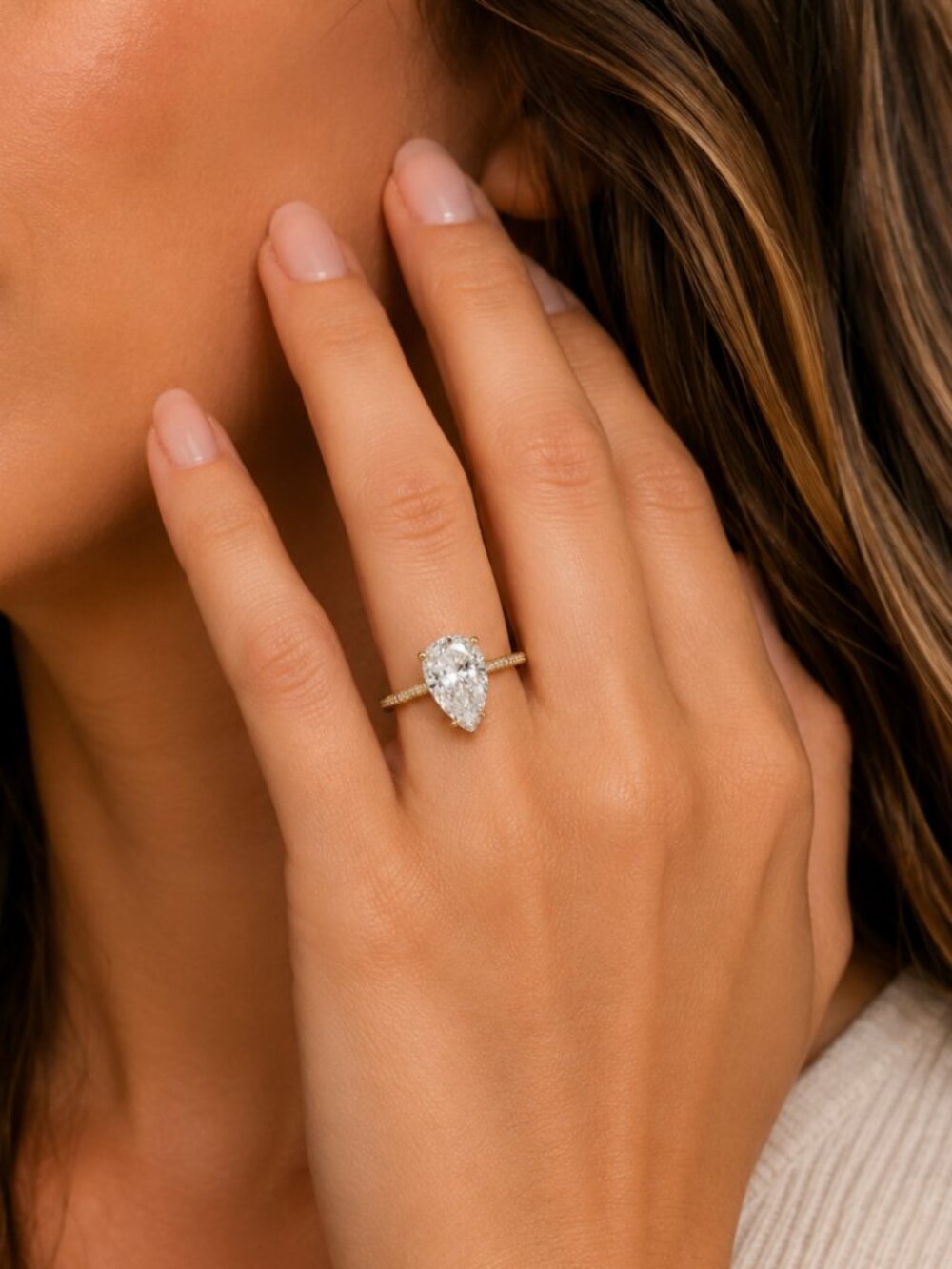 "Anette" Pear Shaped Travel Ring
